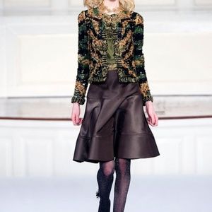 Oscar decla Renta jacket and matching blouse size 2